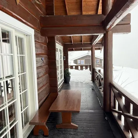 Dağ evi Beautiful Log Cabin In Trysilfjellet South, Ski In Ski Out